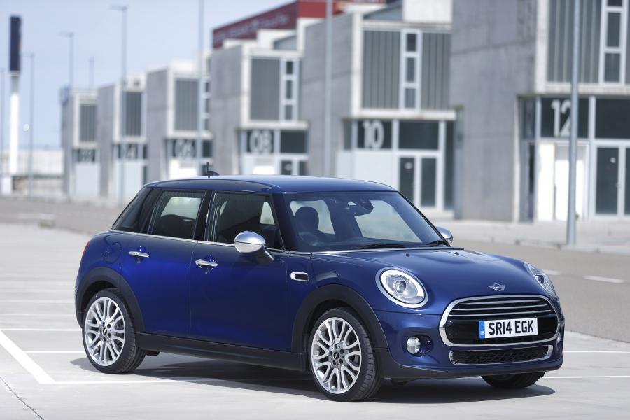  Mini Cooper D 5-Door 2014 года  (UK) (фото 43 из 68)